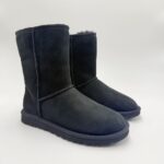 UGG-Classic Short - Image 2