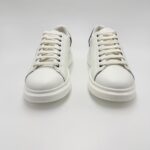 Guess-Salerno - Image 2