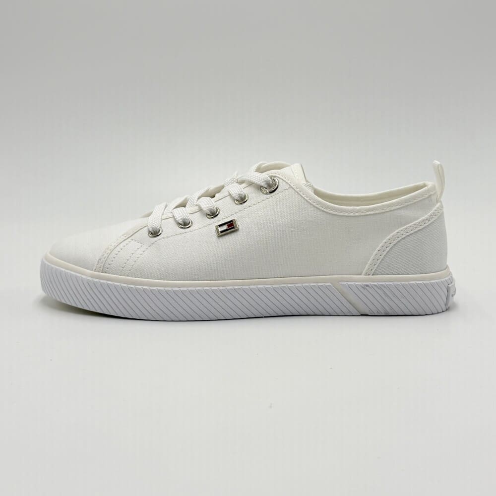IMG_6656 Tommy Hilfiger-Vulc Canvas - Image 1